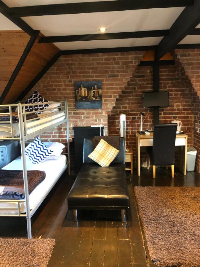Kipps Backpackers Кентербері Екстер'єр фото